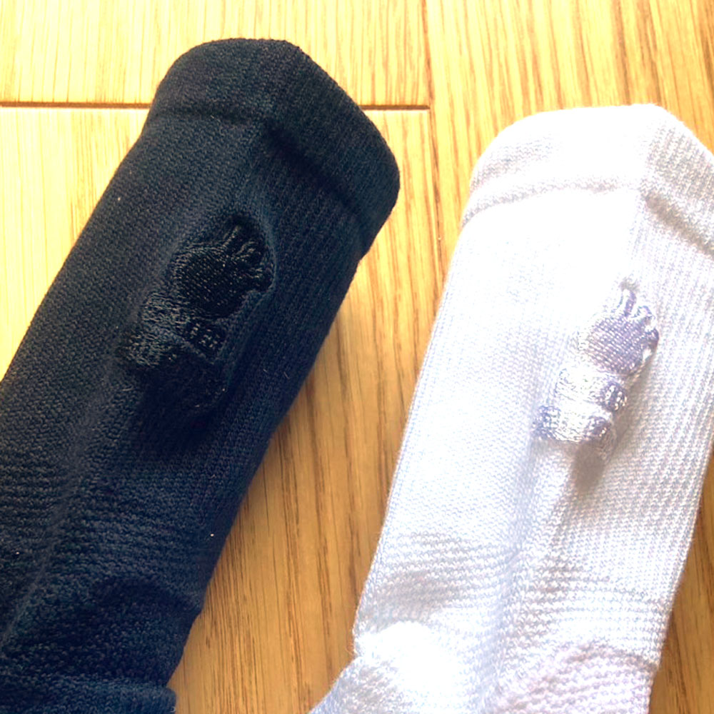 刺繍同色Ver.「鍛えつつ守る」タビソックス ミドル丈　 足袋型 日本製（提携倉庫から1-4日で出荷）